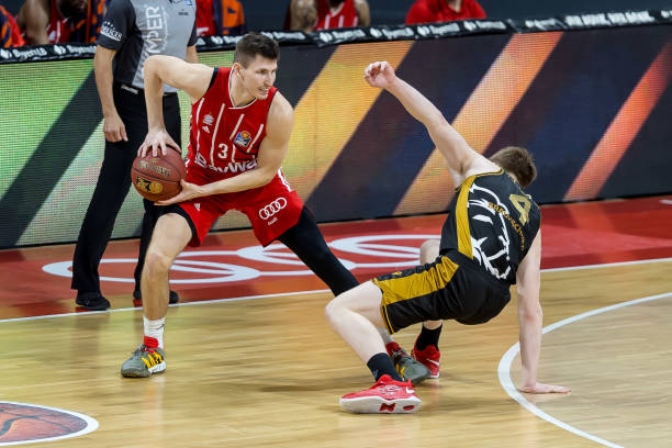 基石稳固才 基石稳固才