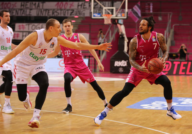 展现了强大 展现了强大